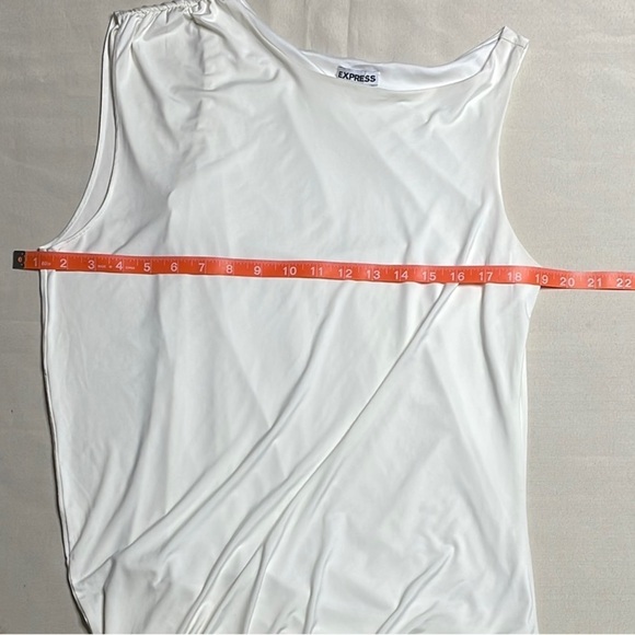 EXPRESS Elegant White Sleeveless Top - Picture 6 of 7